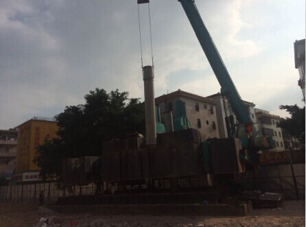 卓越橫崗同興項目靜壓樁機施工現場